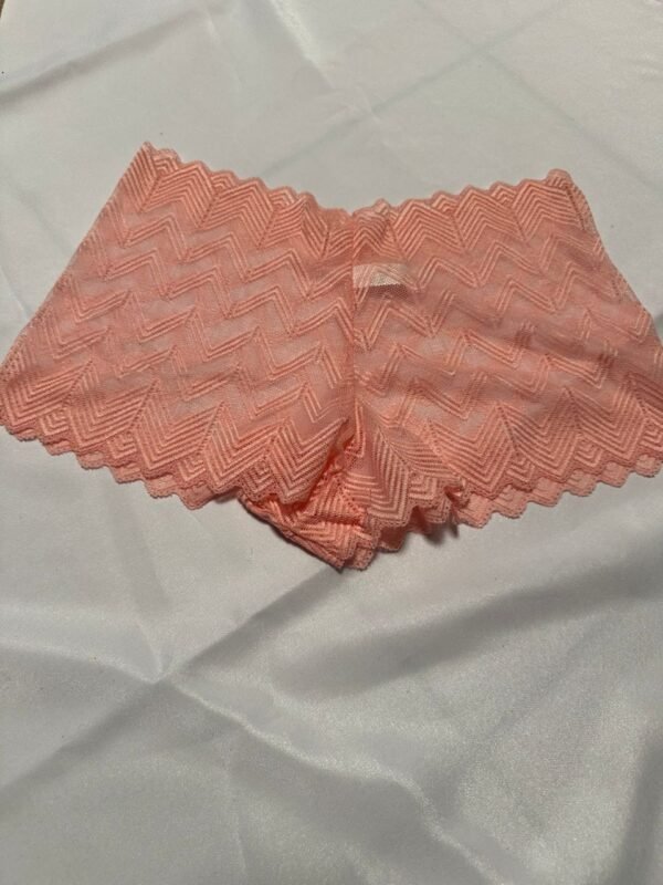 Shorty de Encaje con Diseño Chevron