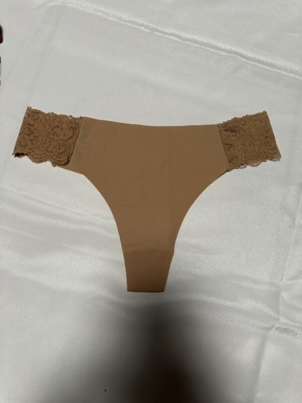 Hilo de Microfibra Sin Costuras con Borde de Encaje Floral