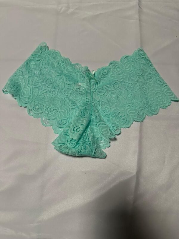 Panti Short de Encaje con Borde Festoneado